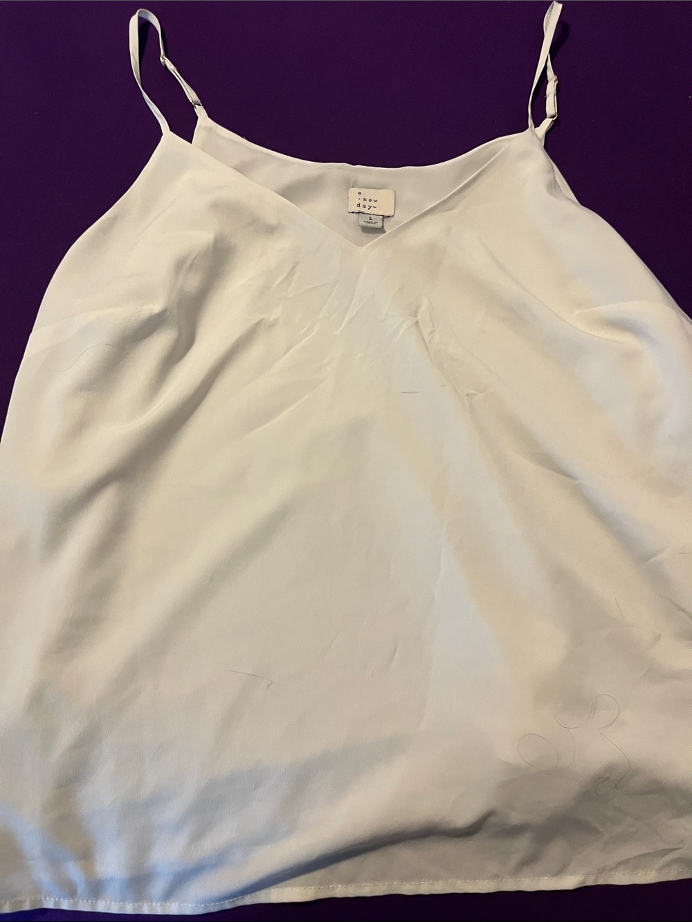 Lightweight White V-Neck Satin Camisole with Adjustable Straps